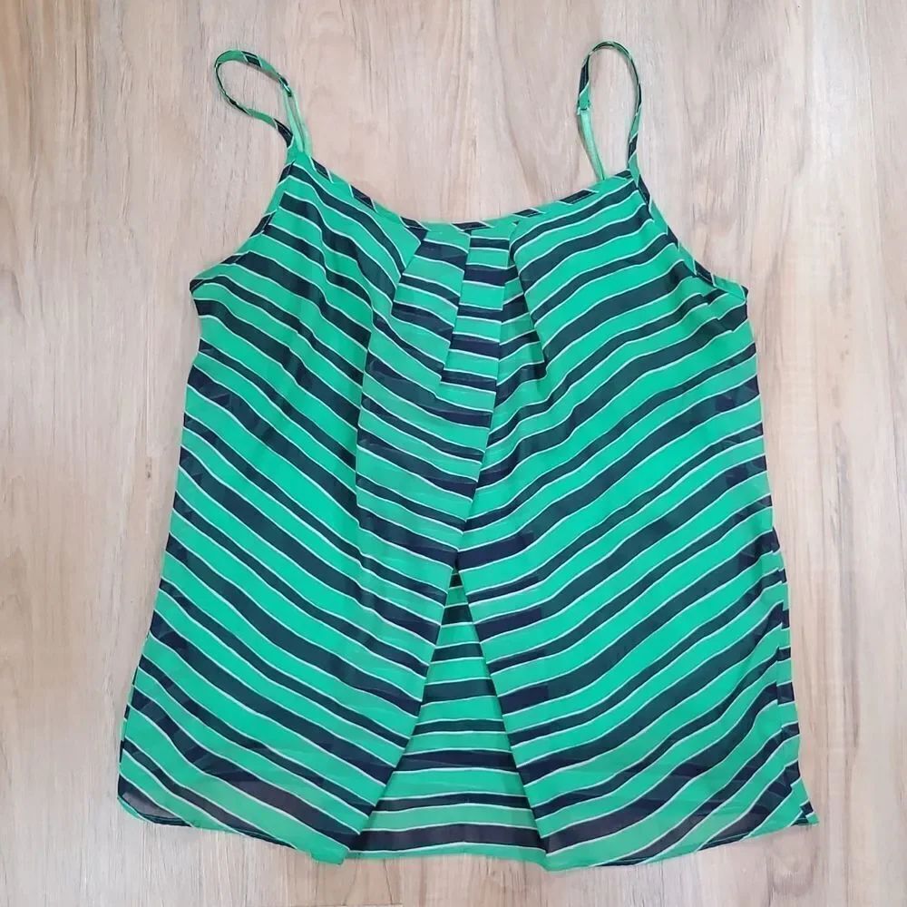 🔺️New York & Co Green & Blue Striped Sleeveless Blouse Medium